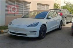 تێسلا مۆدێل 3